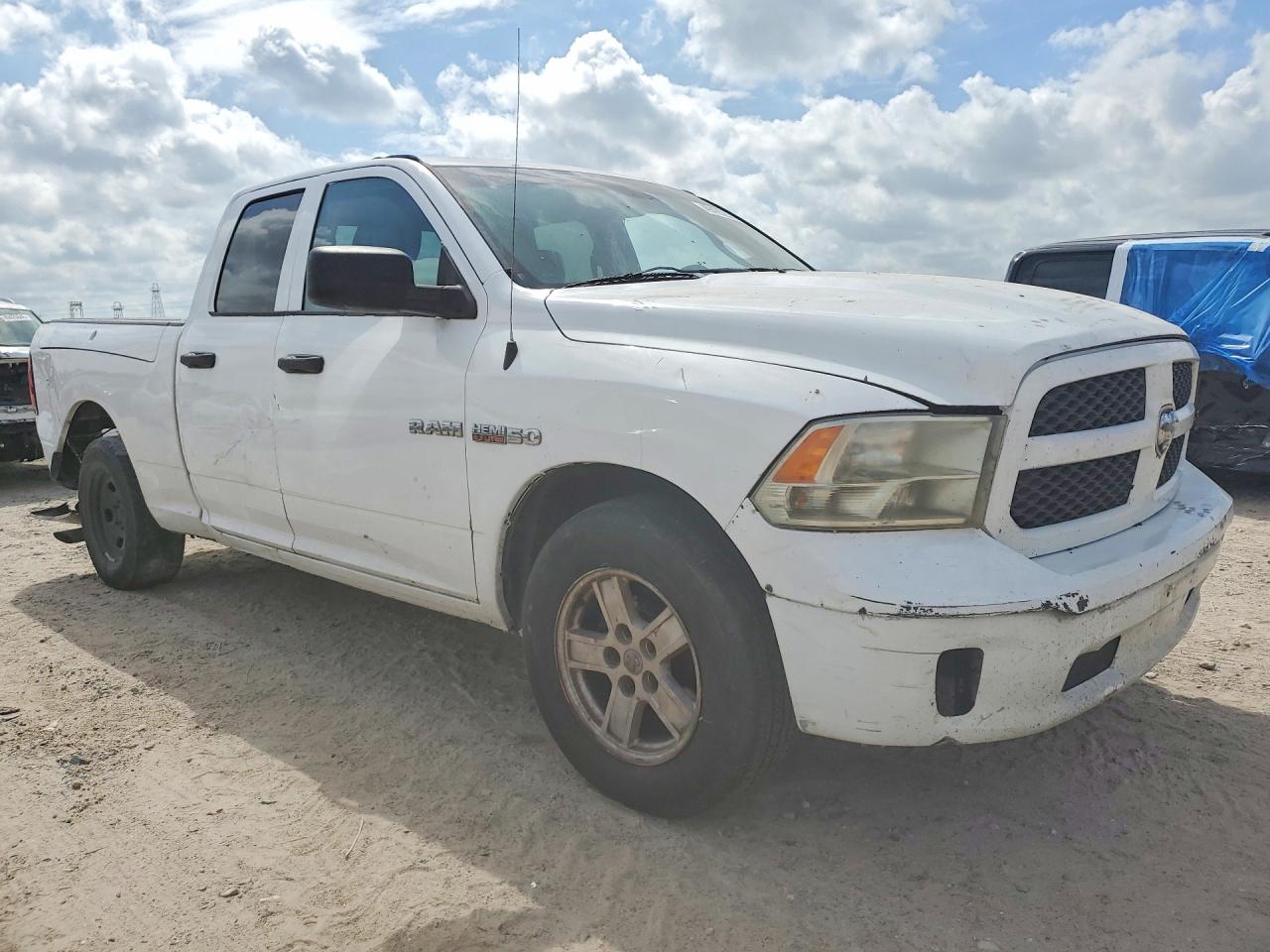 2014 RAM 1500 photo 10