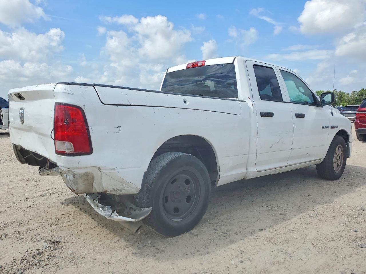 2014 RAM 1500 photo 7