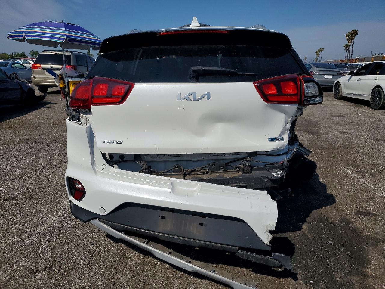 2022 KIA NIRO LXS photo 11
