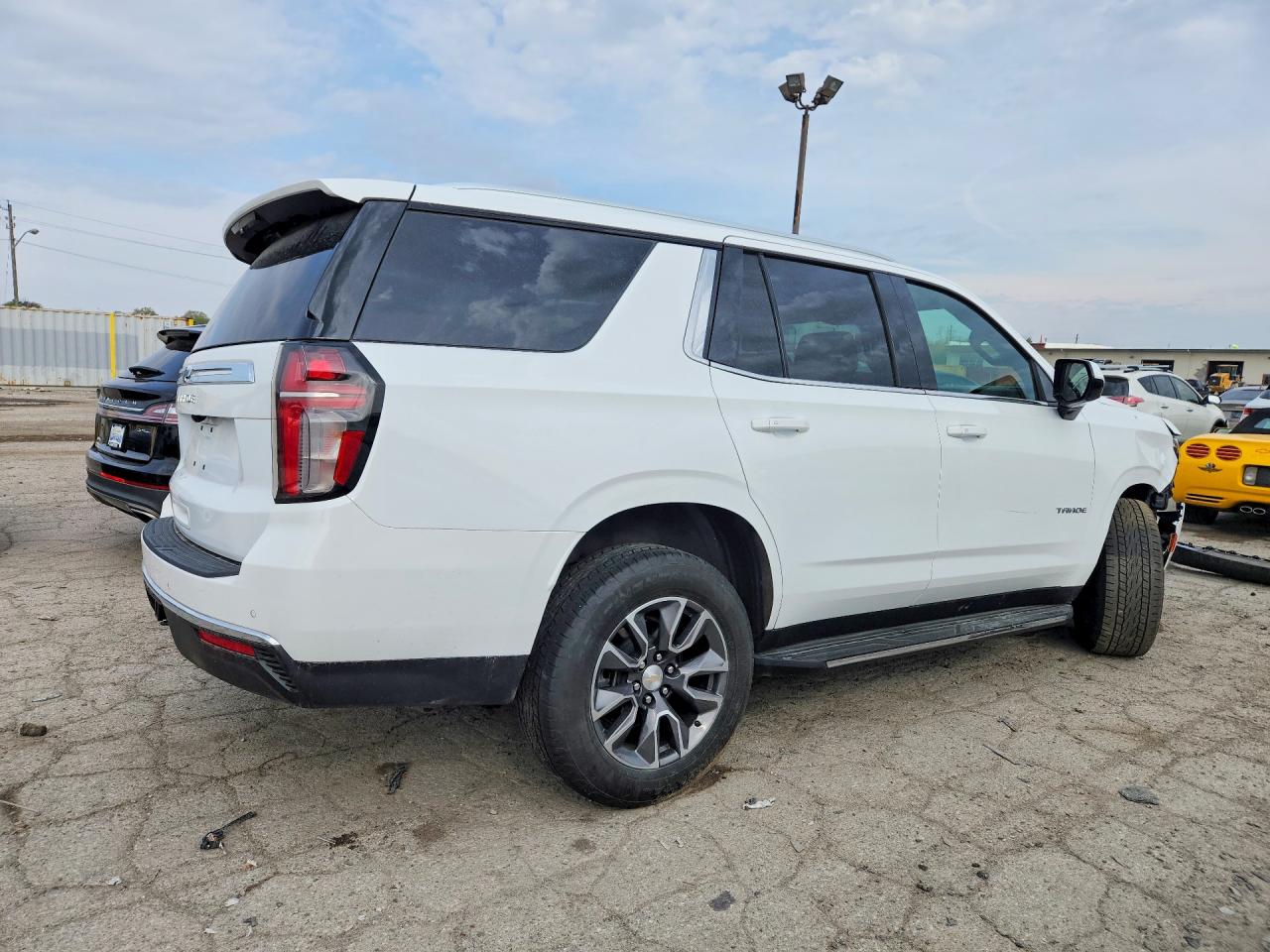 2023 CHEVROLET TAHOE K1500 LS photo 5