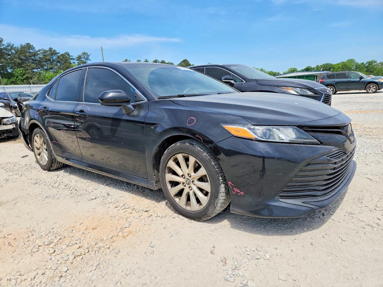 2020 TOYOTA CAMRY LE photo 7