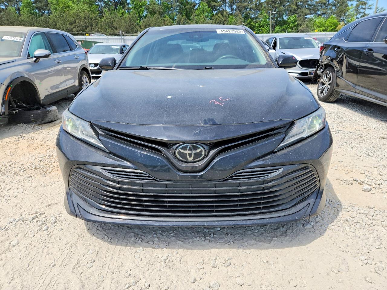 2020 TOYOTA CAMRY LE photo 9