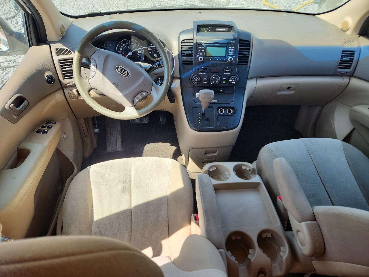 2012 KIA SEDONA LX photo 22