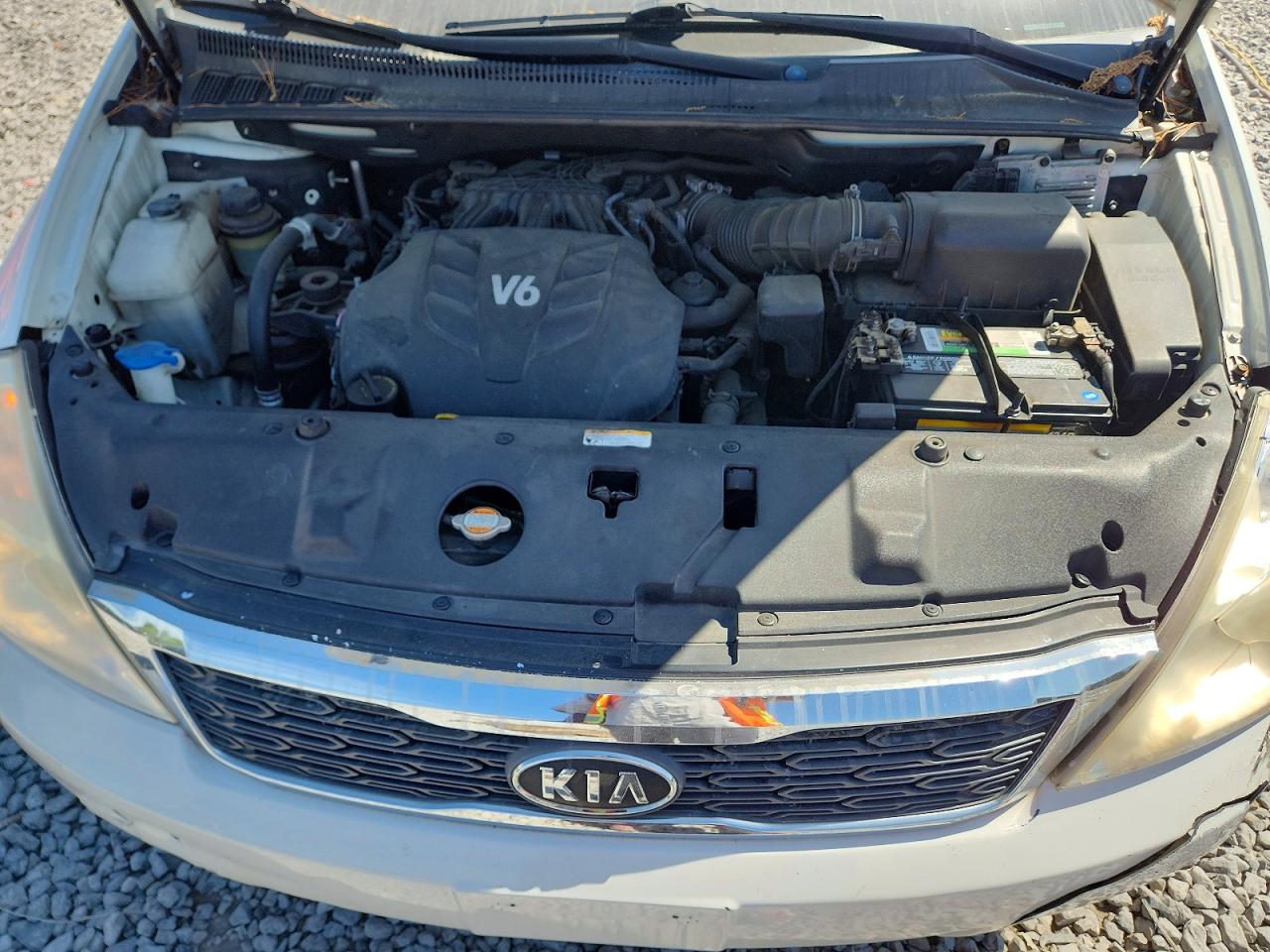 2012 KIA SEDONA LX photo 34