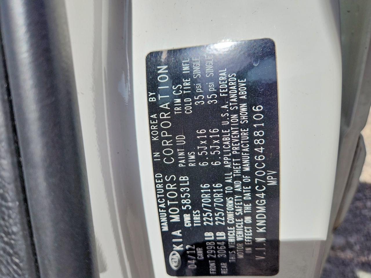 2012 KIA SEDONA LX photo 37