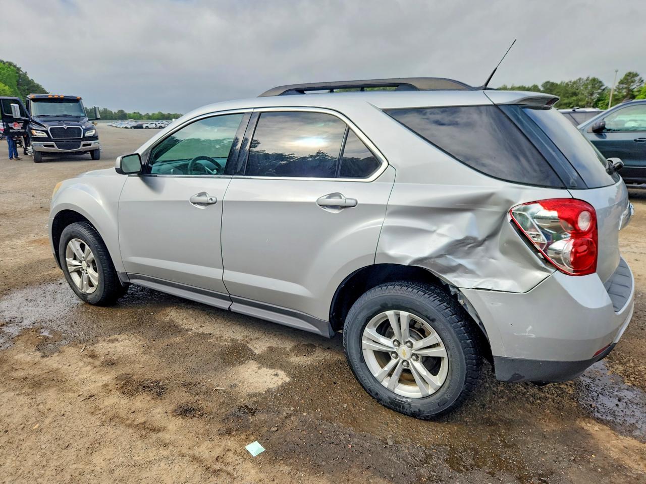2010 CHEVROLET EQUINOX LT photo 3