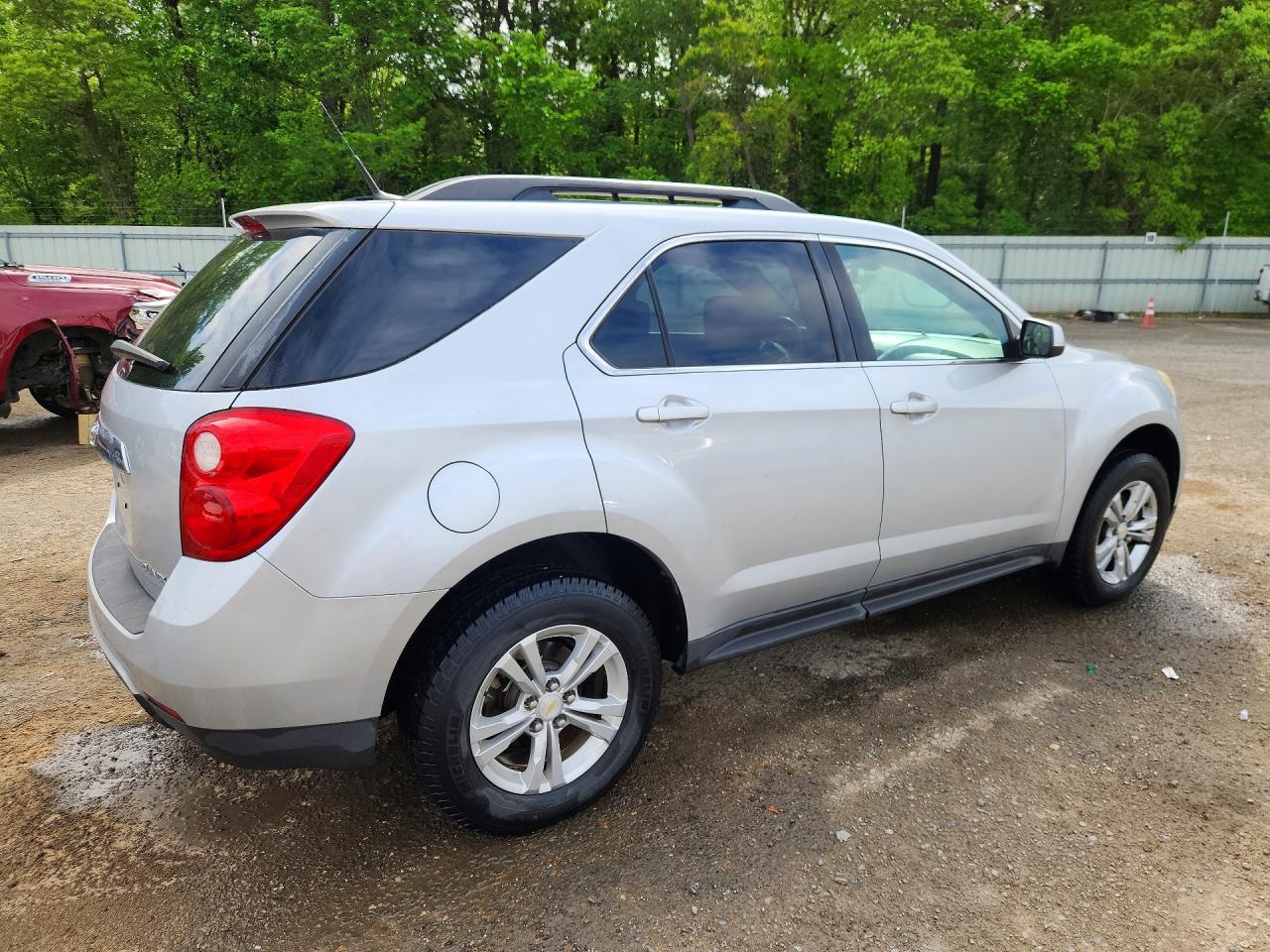 2010 CHEVROLET EQUINOX LT photo 5