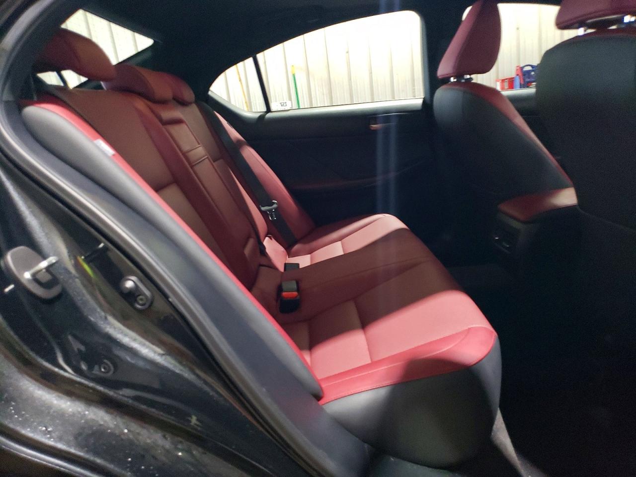 2021 LEXUS IS 300 photo 28