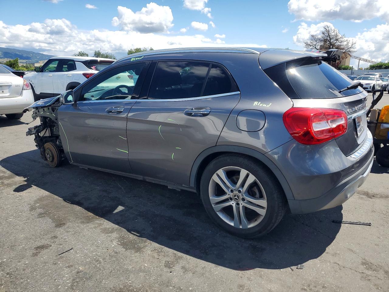 2019 MERCEDES-BENZ GLA 250 4MATIC photo 3