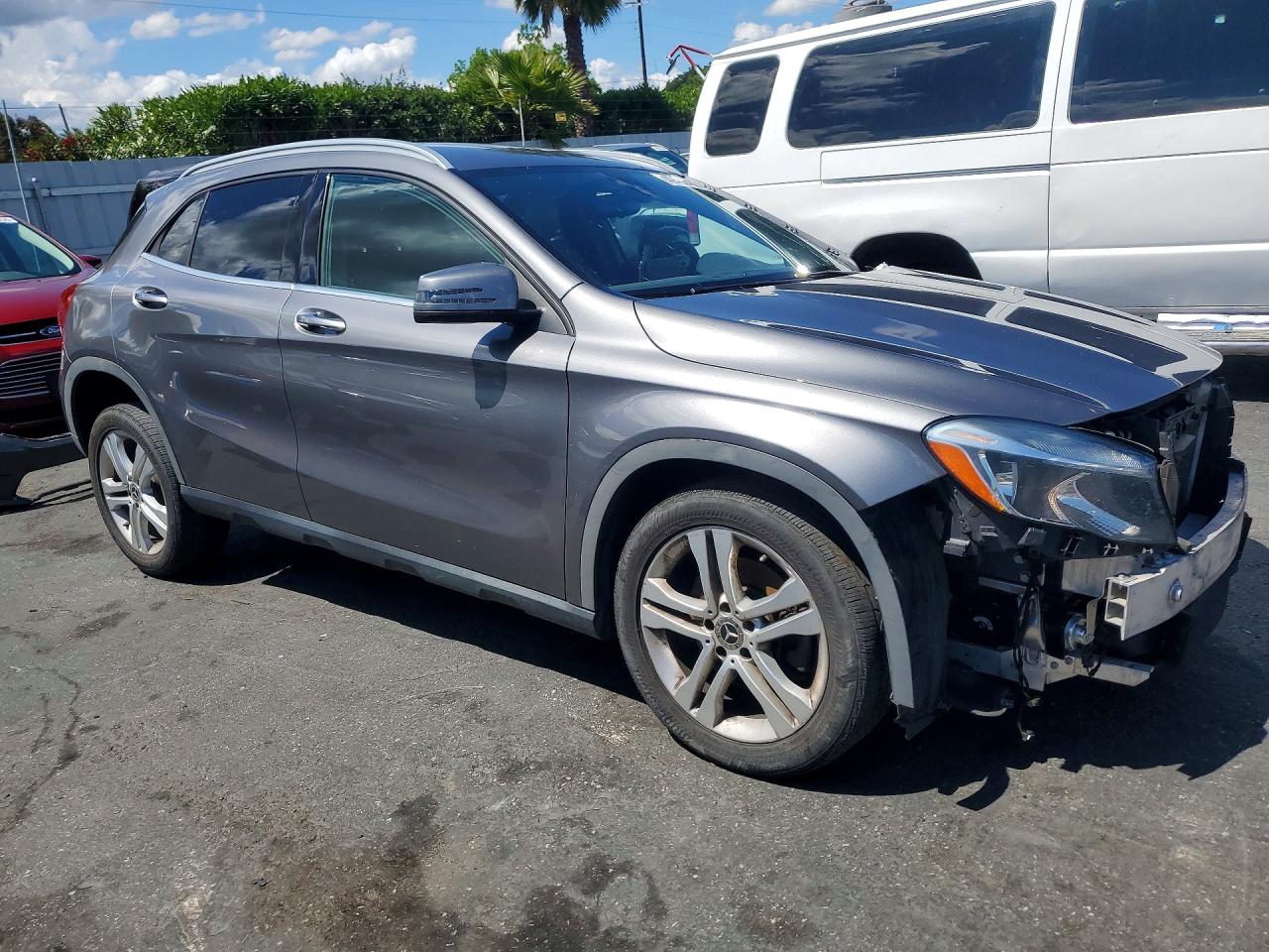 2019 MERCEDES-BENZ GLA 250 4MATIC photo 7