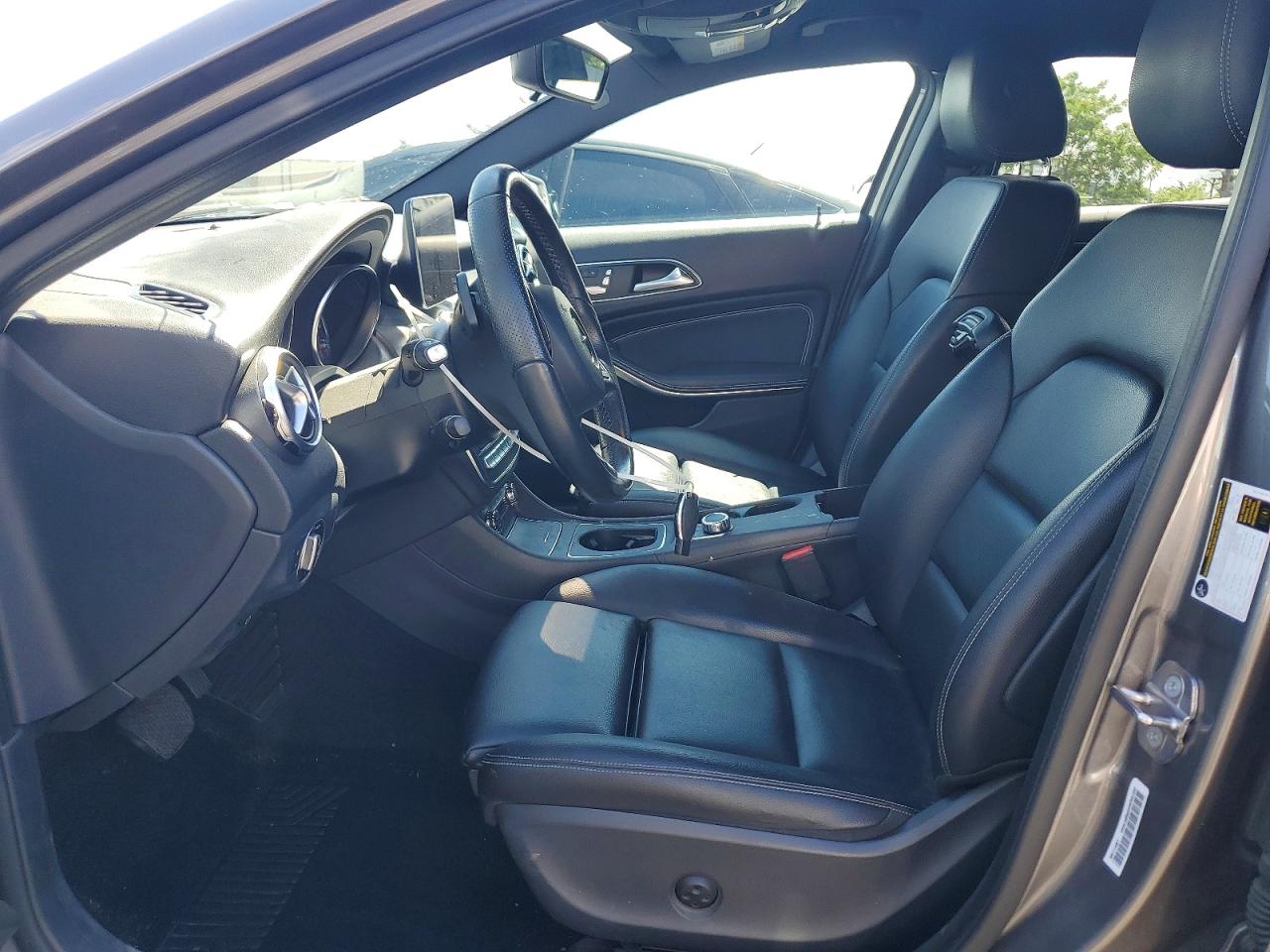 2019 MERCEDES-BENZ GLA 250 4MATIC photo 13
