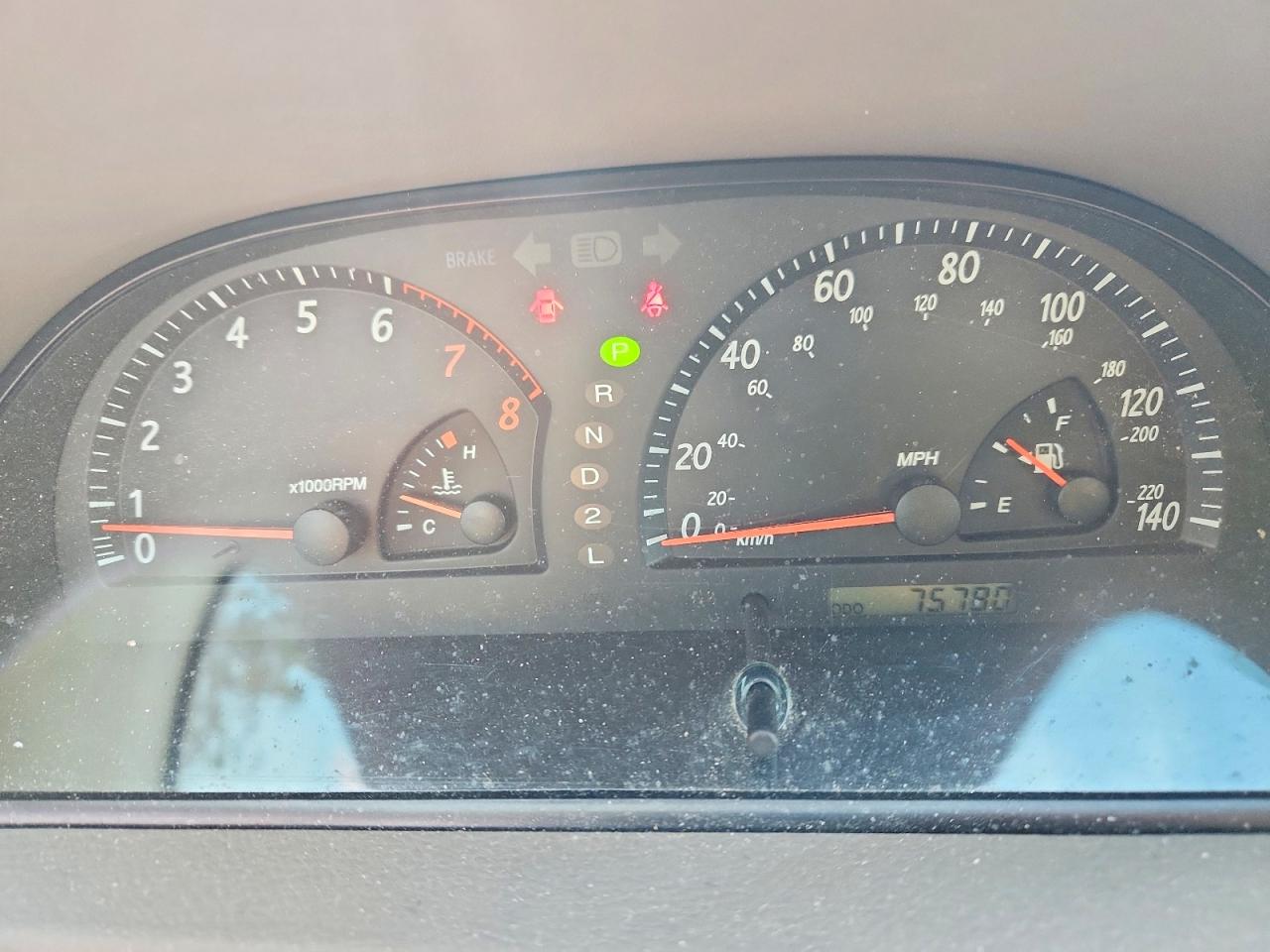 2003 TOYOTA CAMRY LE photo 9