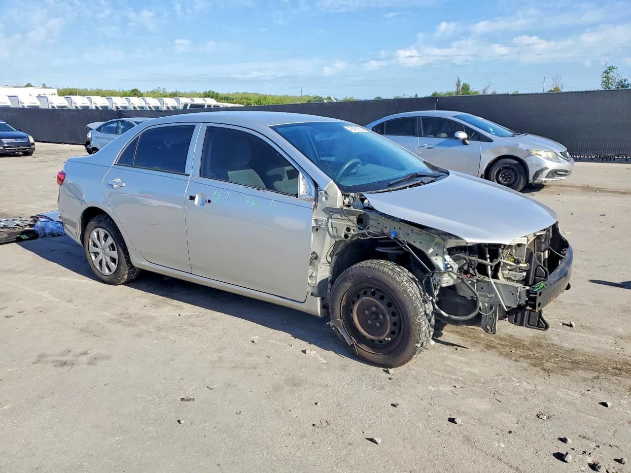 2009 TOYOTA COROLLA LE photo 7