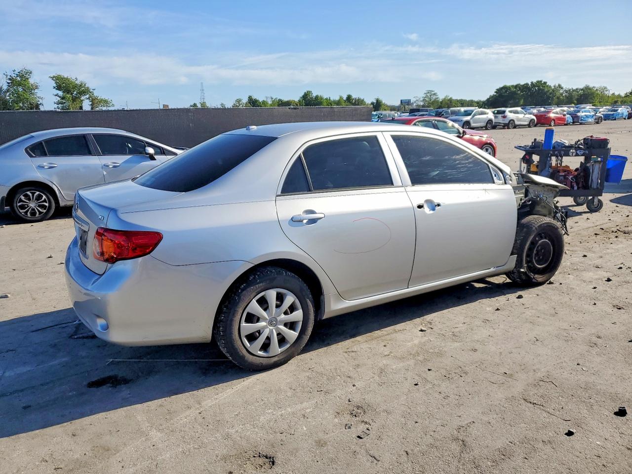2009 TOYOTA COROLLA LE photo 5