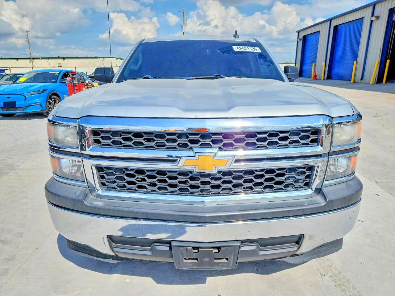 2015 CHEVROLET SILVERADO C1500 photo 9