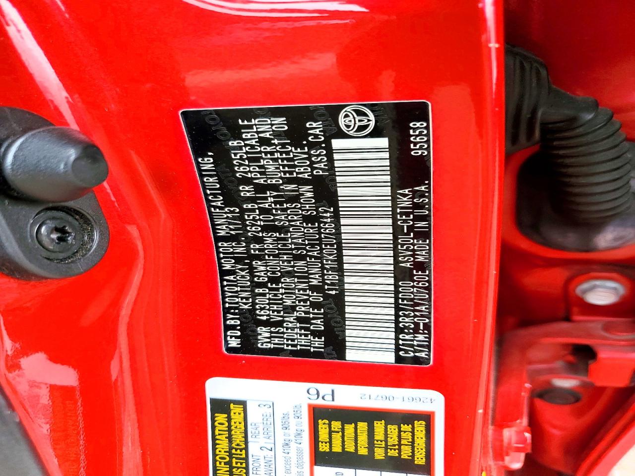 2014 TOYOTA CAMRY LE photo 34