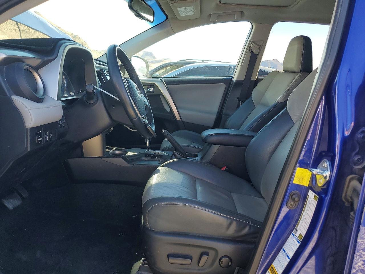2015 TOYOTA RAV4 LIMITED photo 19