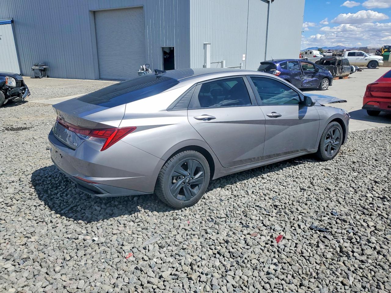 2023 HYUNDAI ELANTRA BLUE photo 7