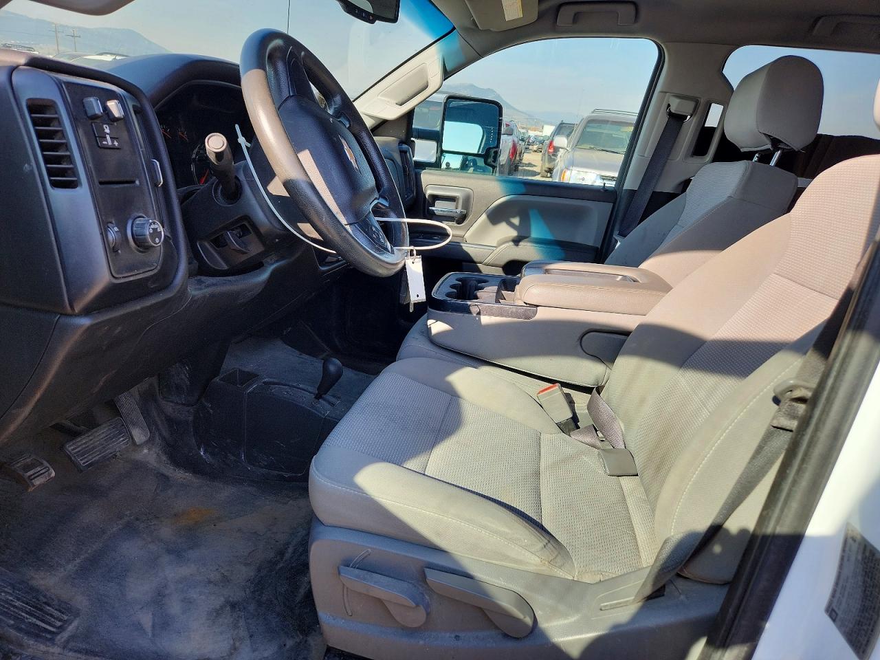 2017 CHEVROLET SILVERADO K3500 photo 7