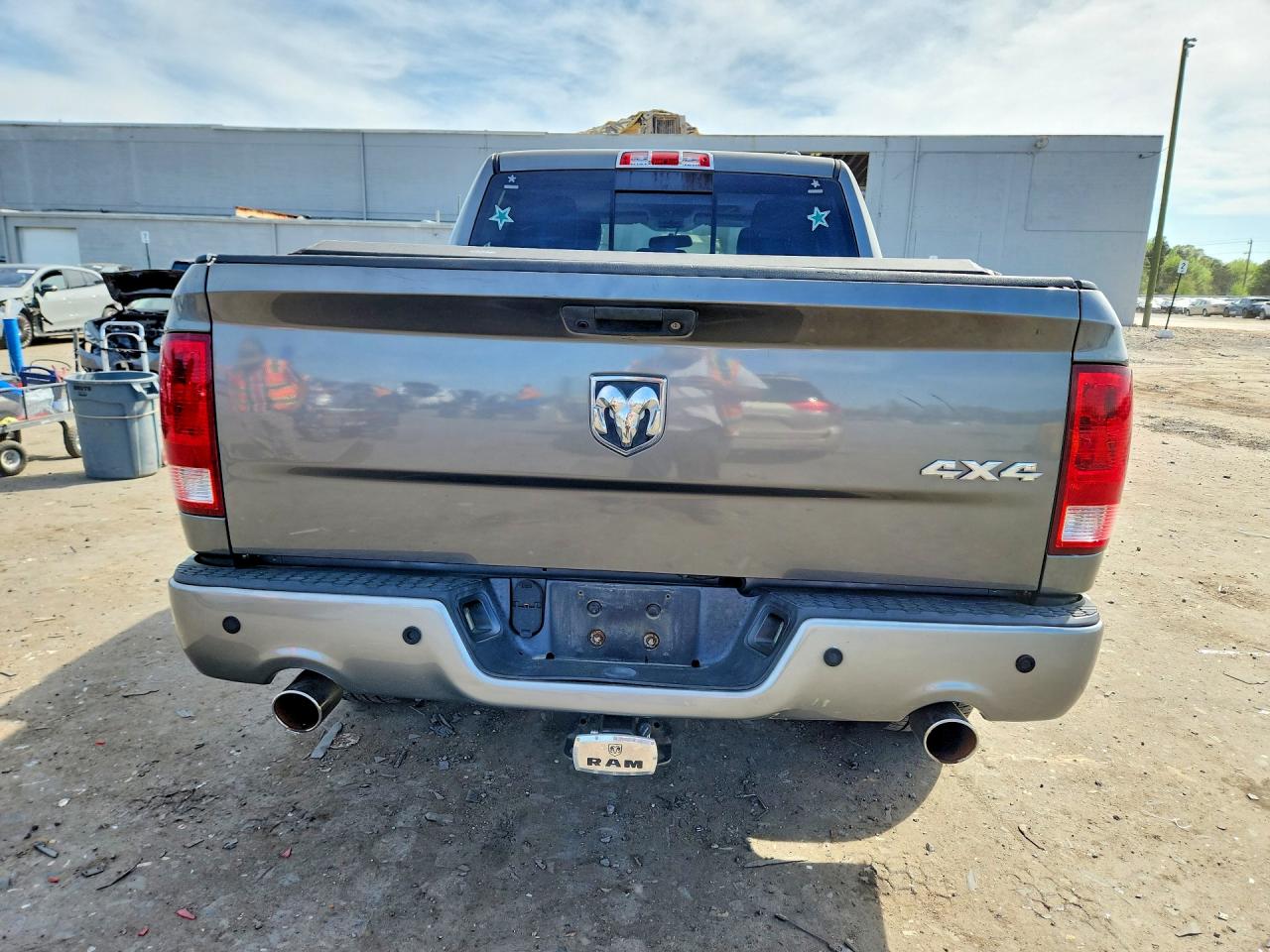 2011 DODGE RAM 1500 photo 11
