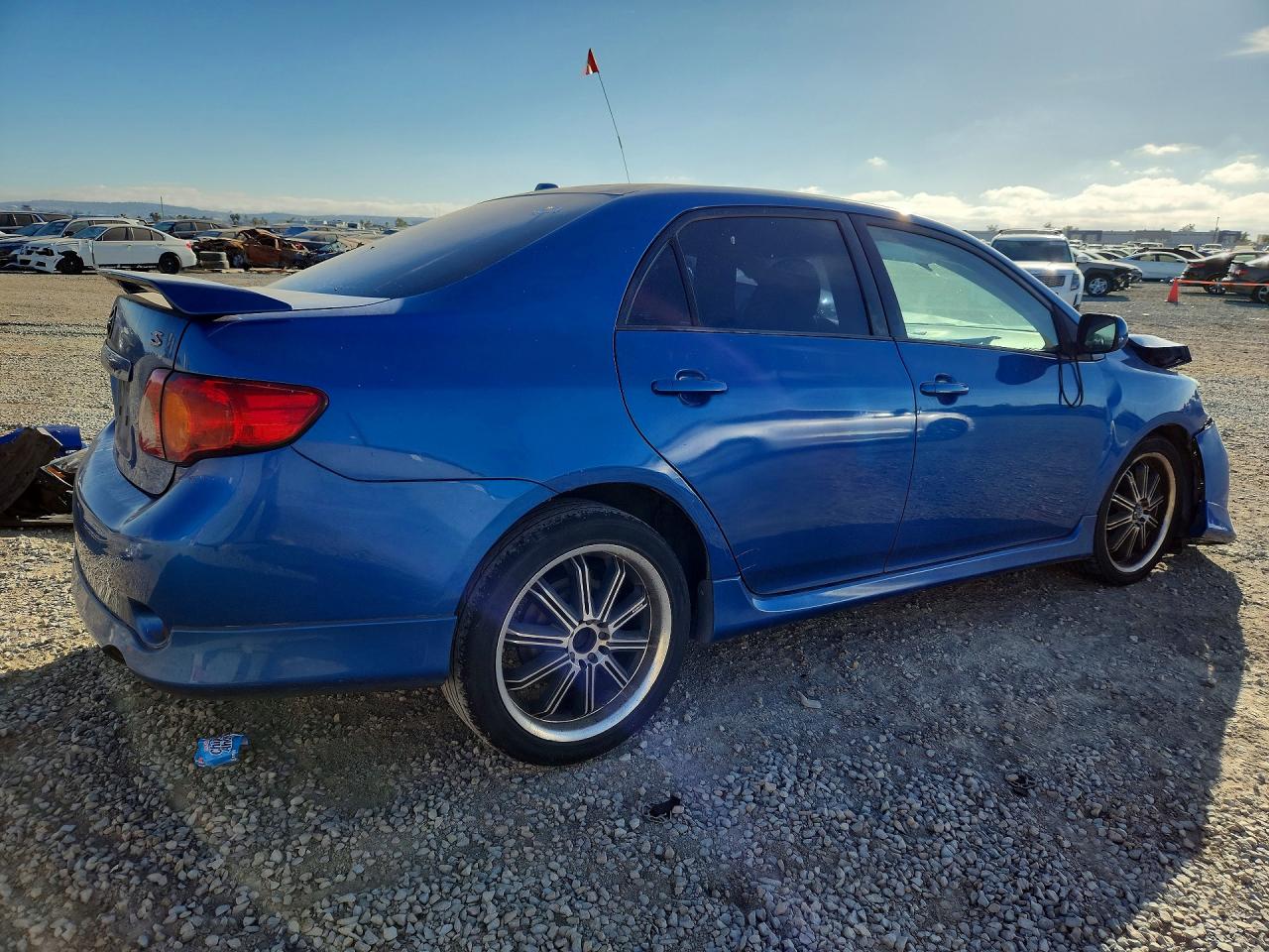 2010 TOYOTA COROLLA S photo 5