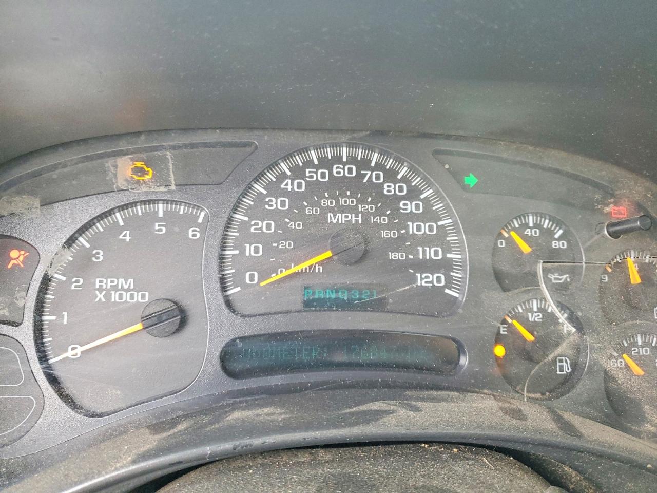 2004 CHEVROLET SILVERADO C1500 photo 17