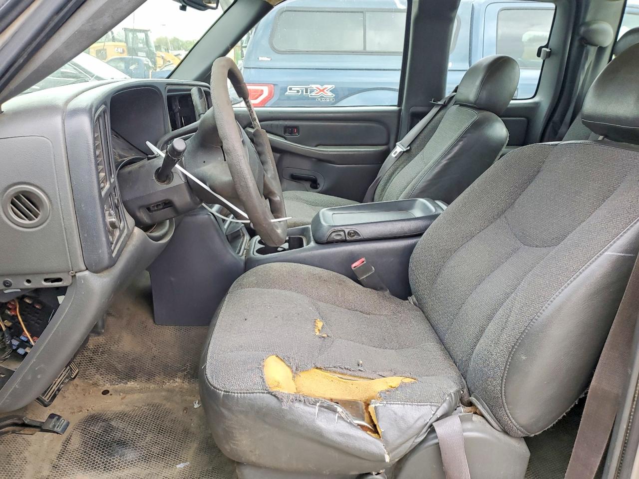 2004 CHEVROLET SILVERADO C1500 photo 13