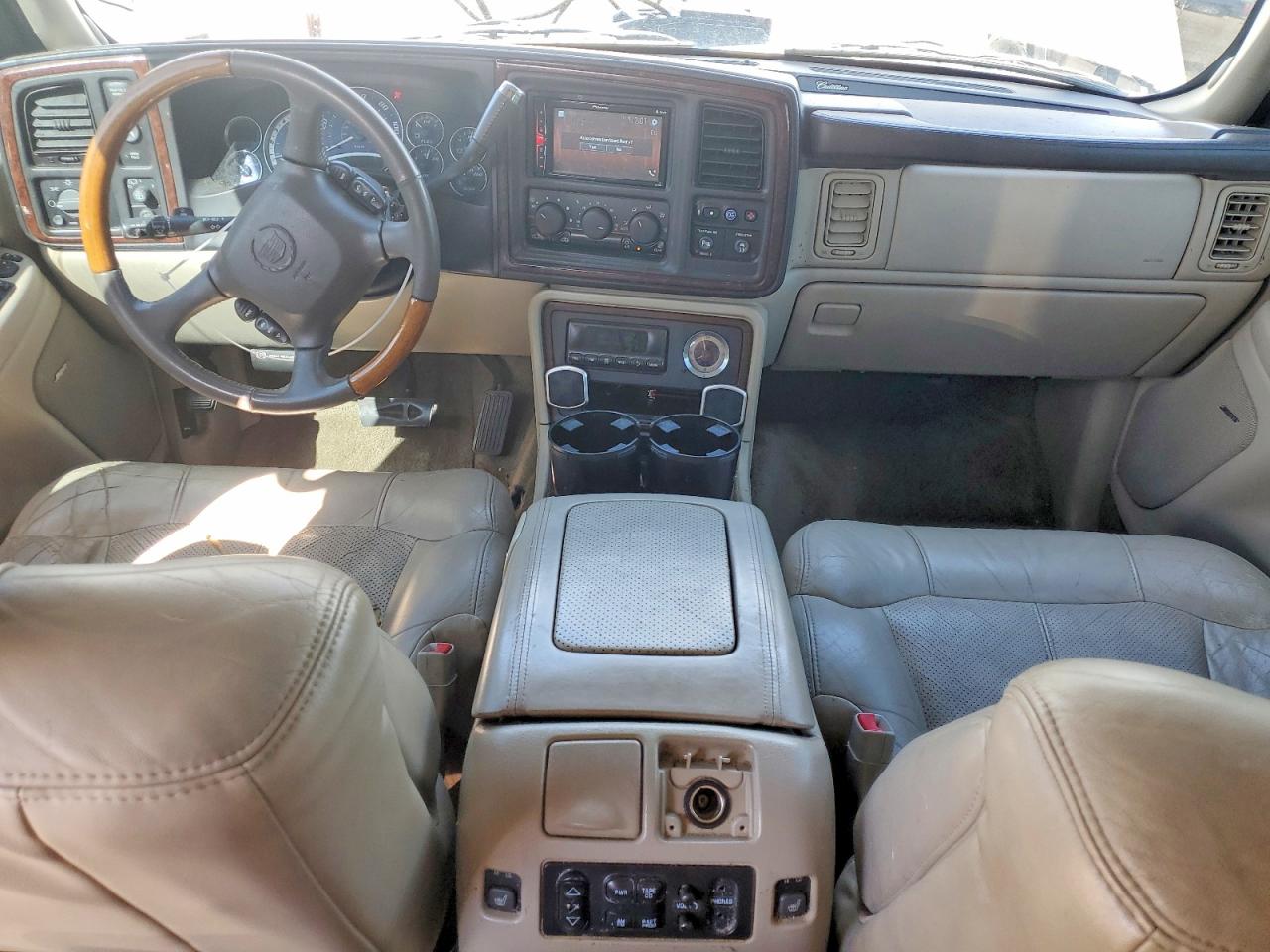 2002 CADILLAC ESCALADE LUXURY photo 15