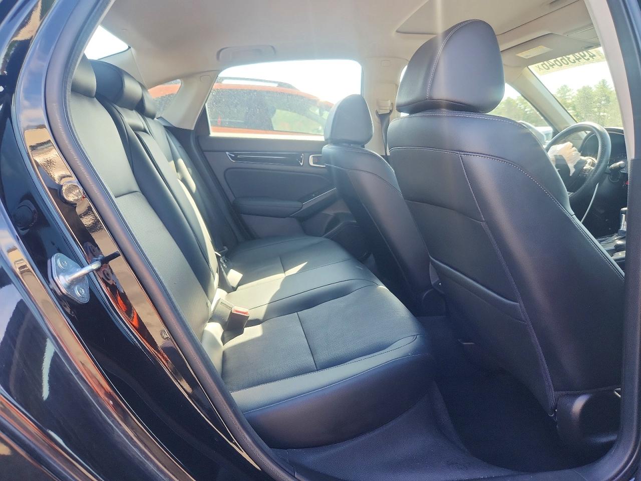 2022 HONDA CIVIC TOURING photo 28