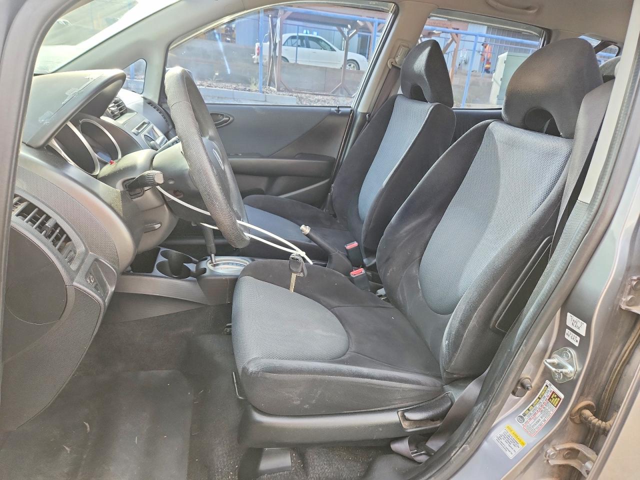 2008 HONDA FIT photo 13