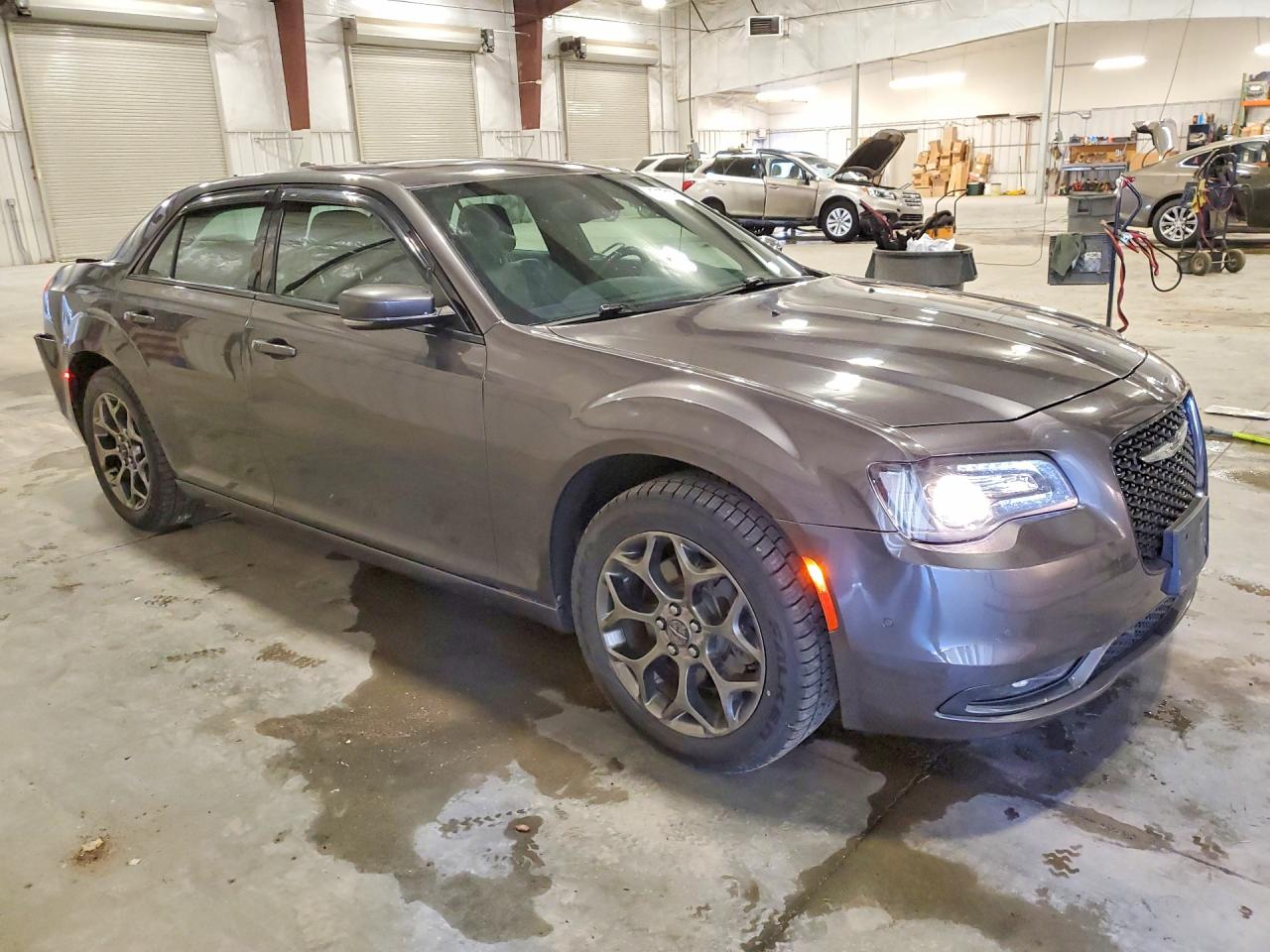 2015 CHRYSLER 300 S photo 4