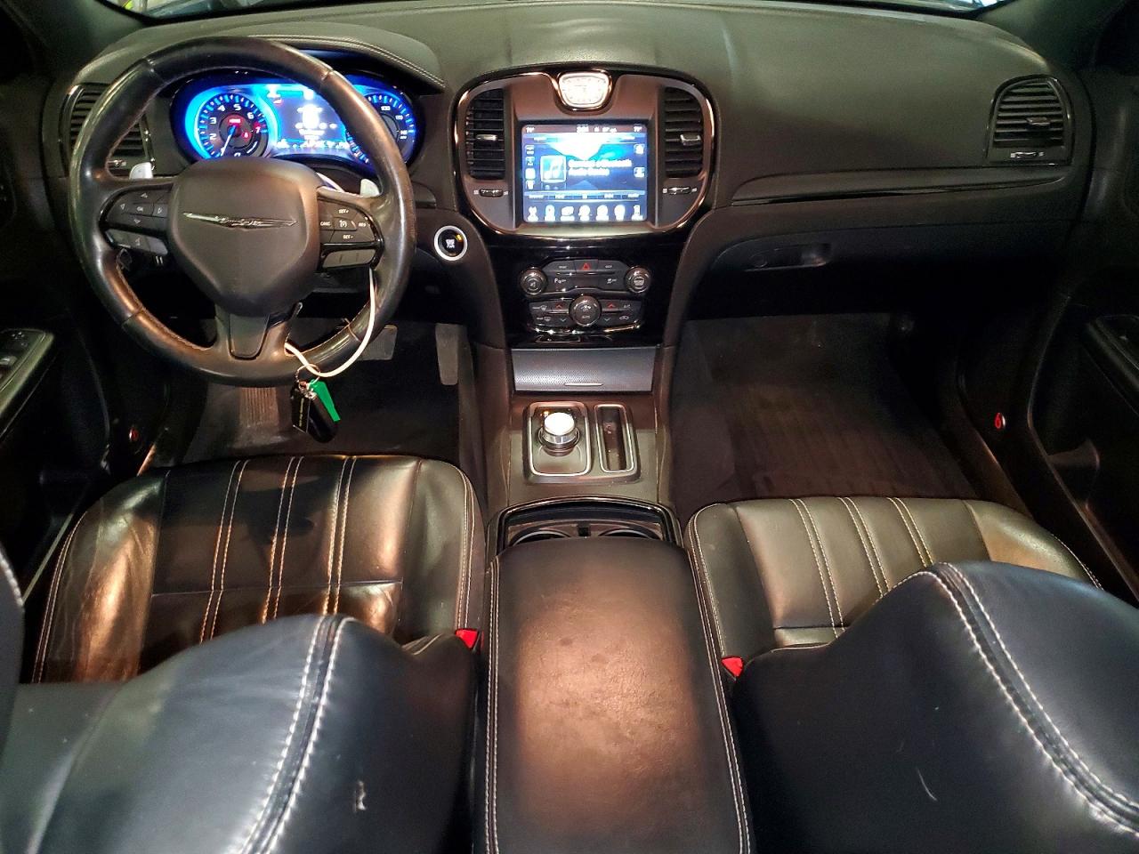 2015 CHRYSLER 300 S photo 8