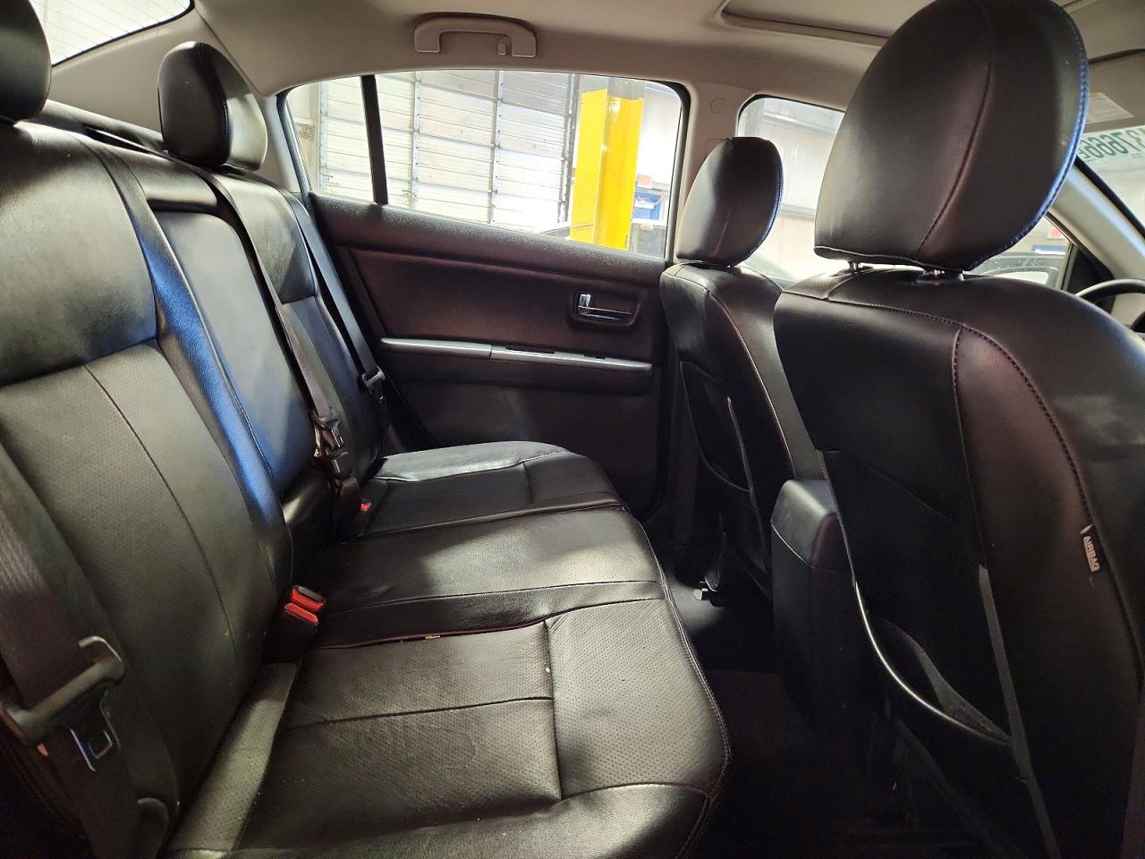 2012 NISSAN SENTRA 2.0 photo 28