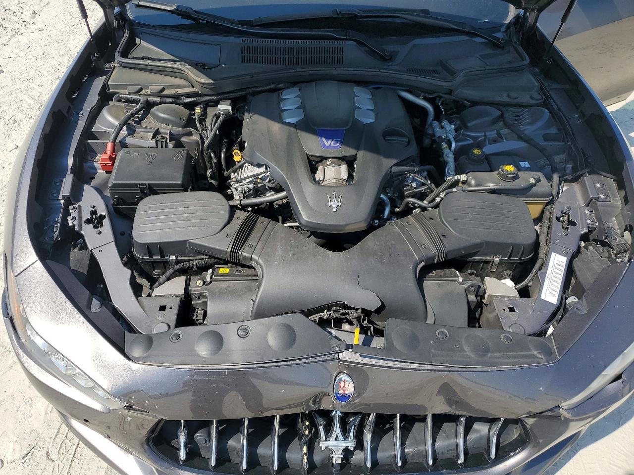 2019 MASERATI GHIBLI S photo 21