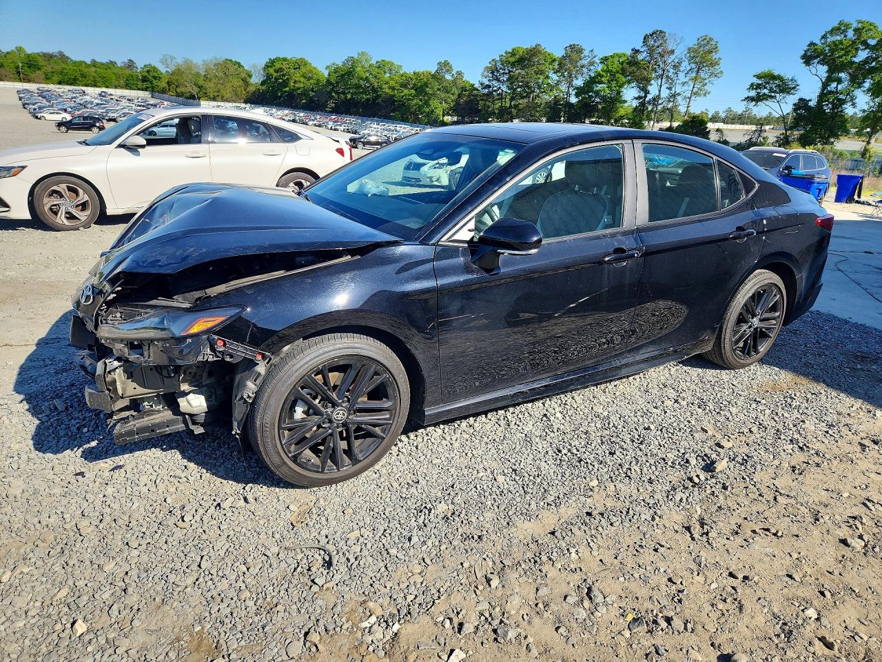2025 TOYOTA CAMRY