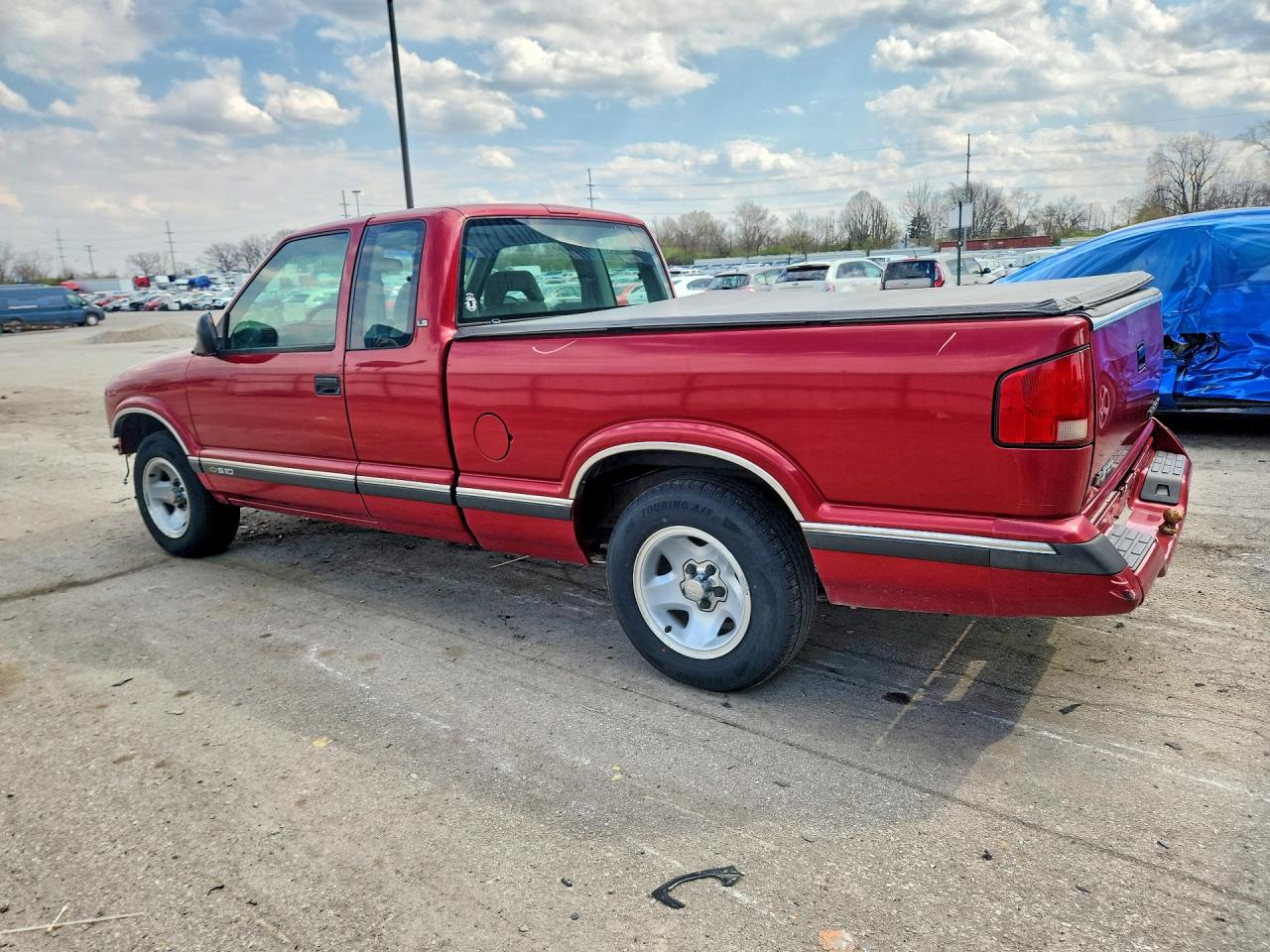 1996 CHEVROLET S TRUCK S10 photo 2