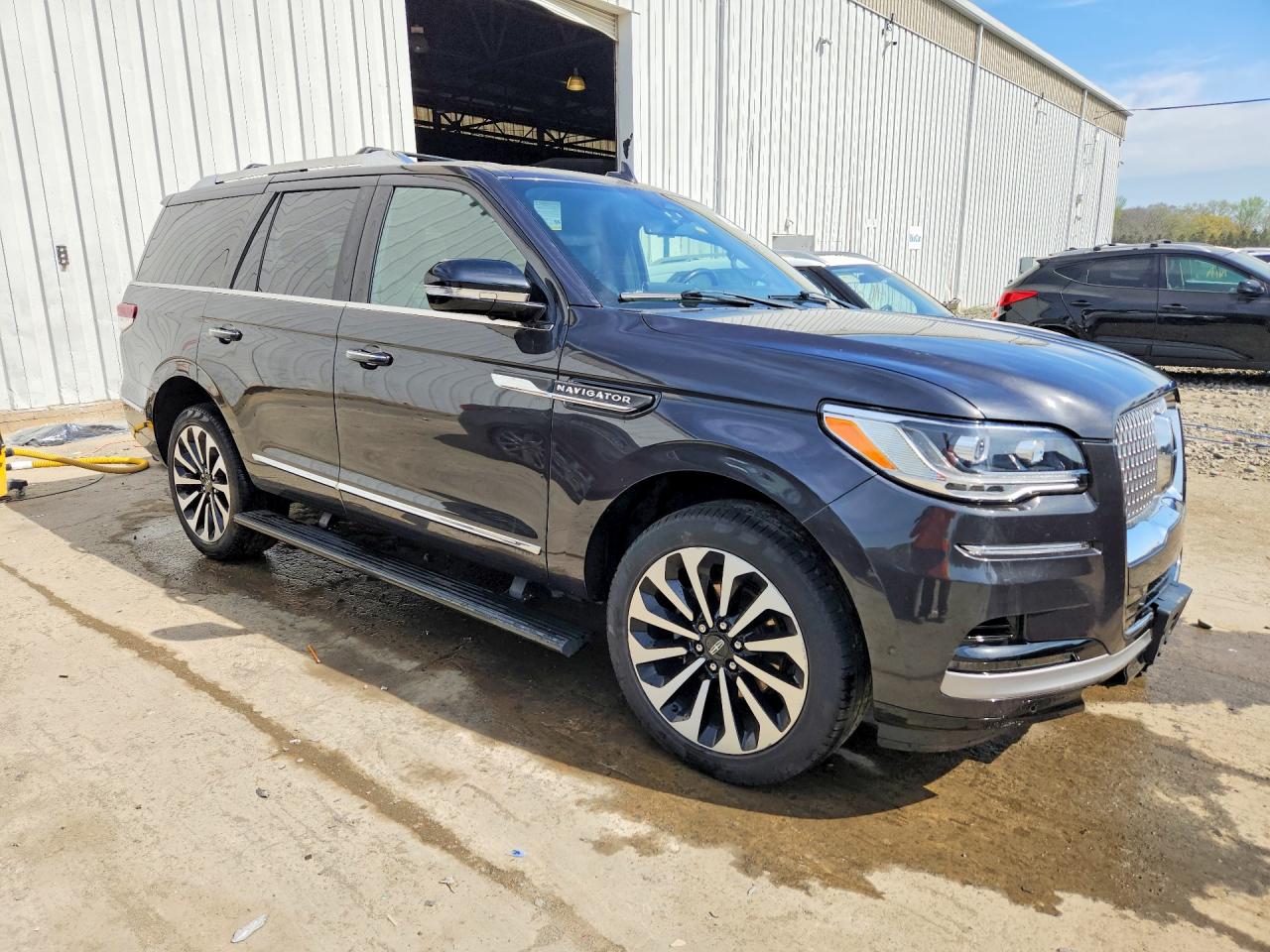 2022 LINCOLN NAVIGATOR RESERVE photo 10