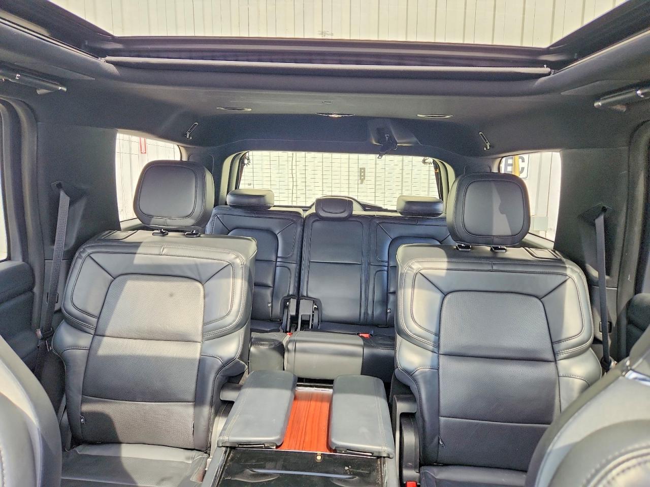 2022 LINCOLN NAVIGATOR RESERVE photo 28