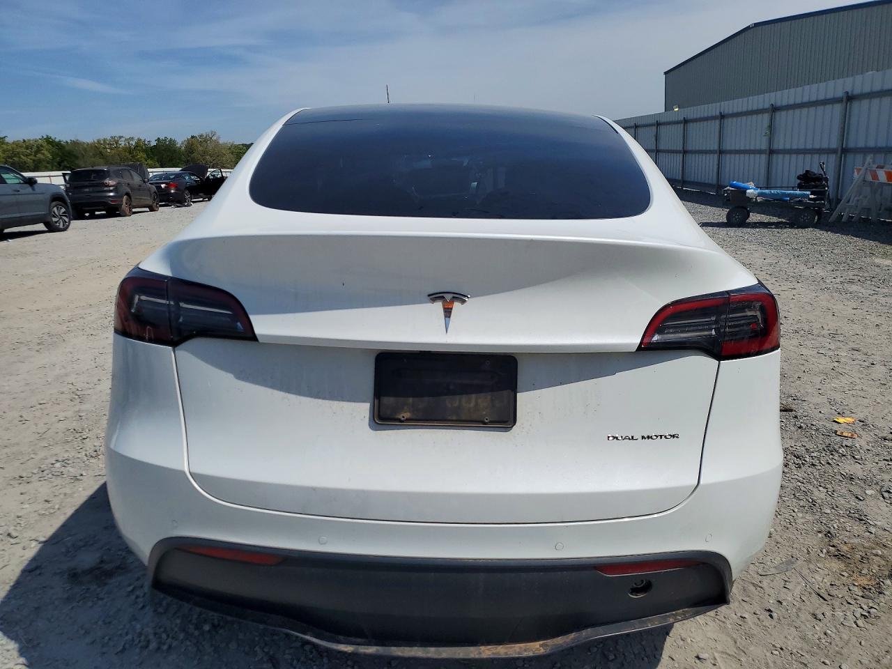 2021 TESLA MODEL Y photo 11