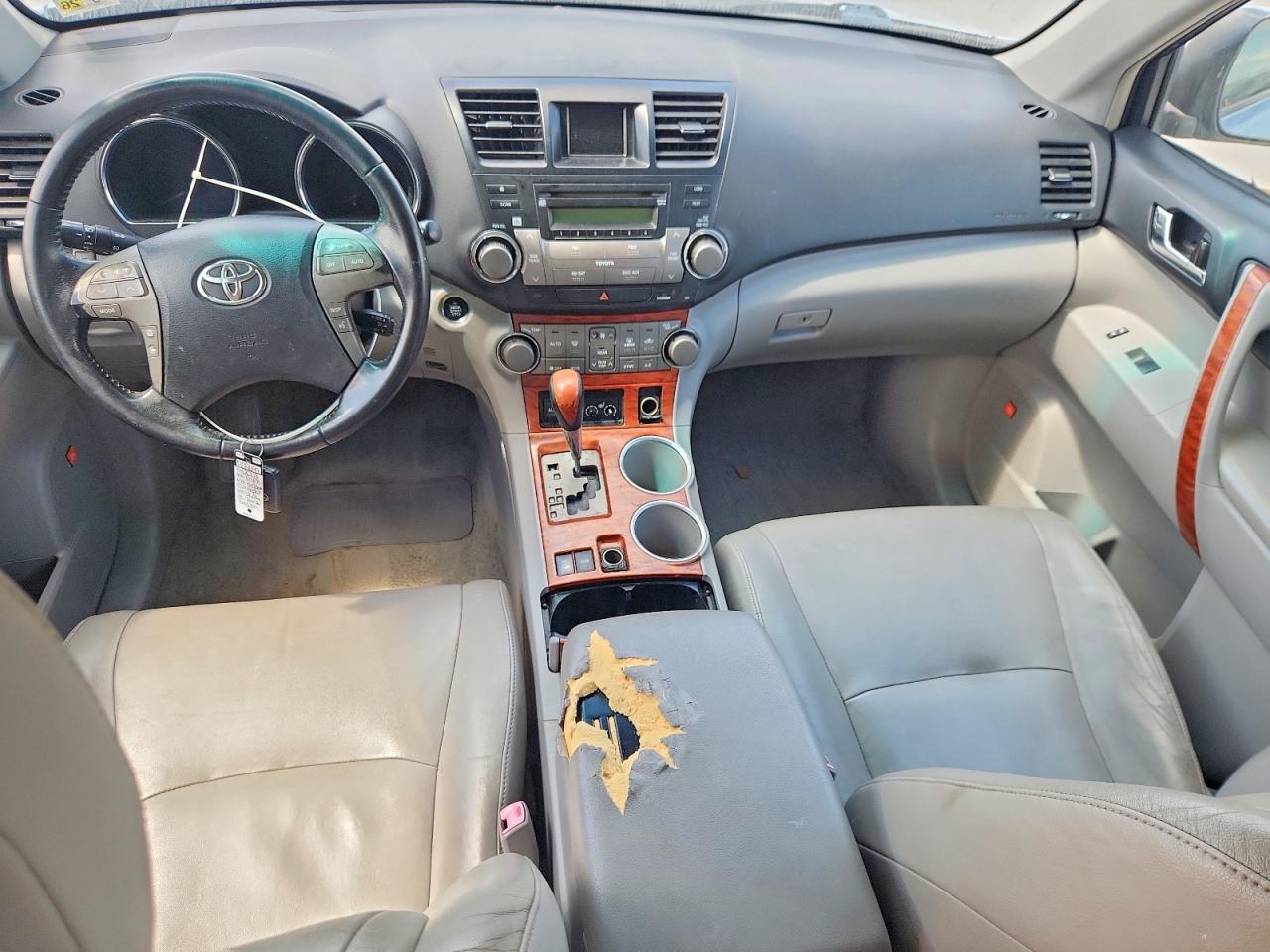 2008 TOYOTA HIGHLANDER LIMITED photo 22
