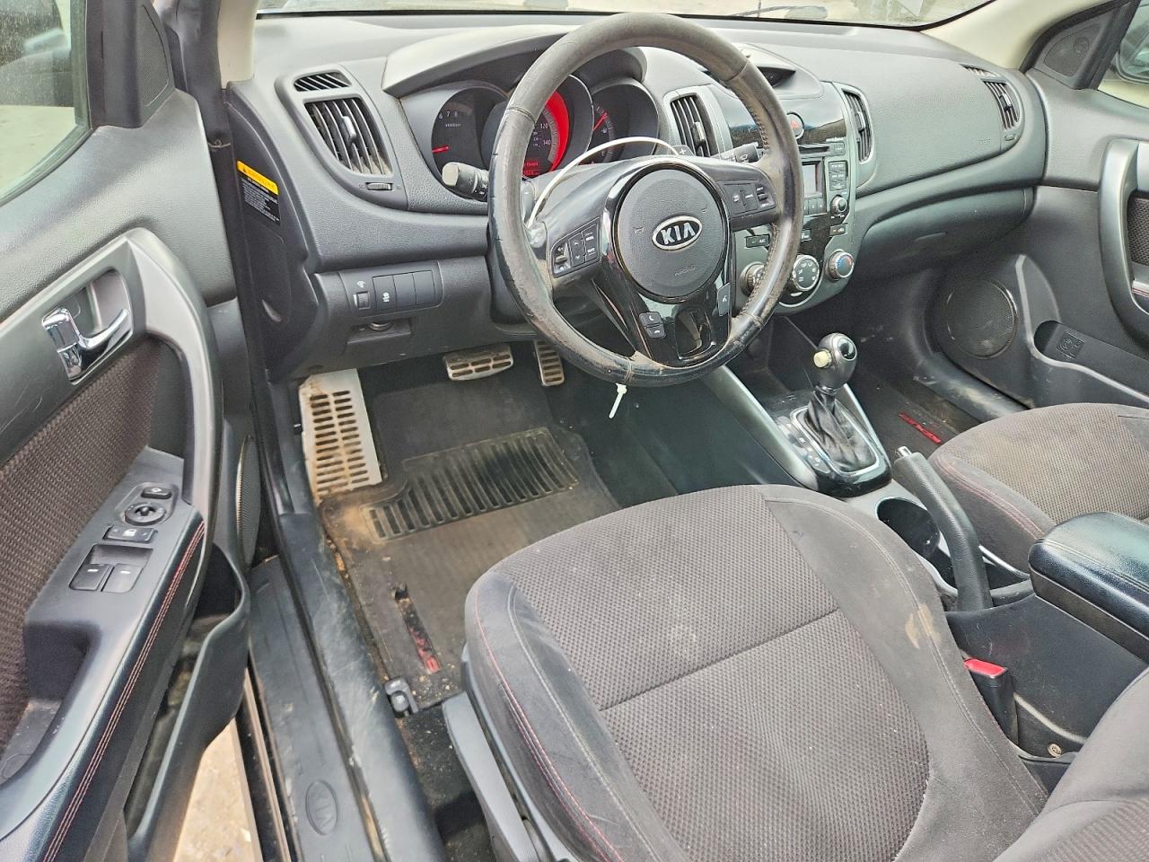 2013 KIA FORTE SX photo 8