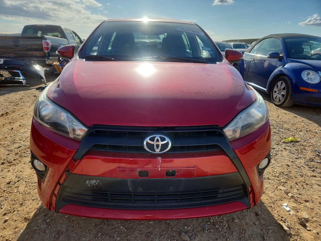 2017 TOYOTA YARIS photo 13
