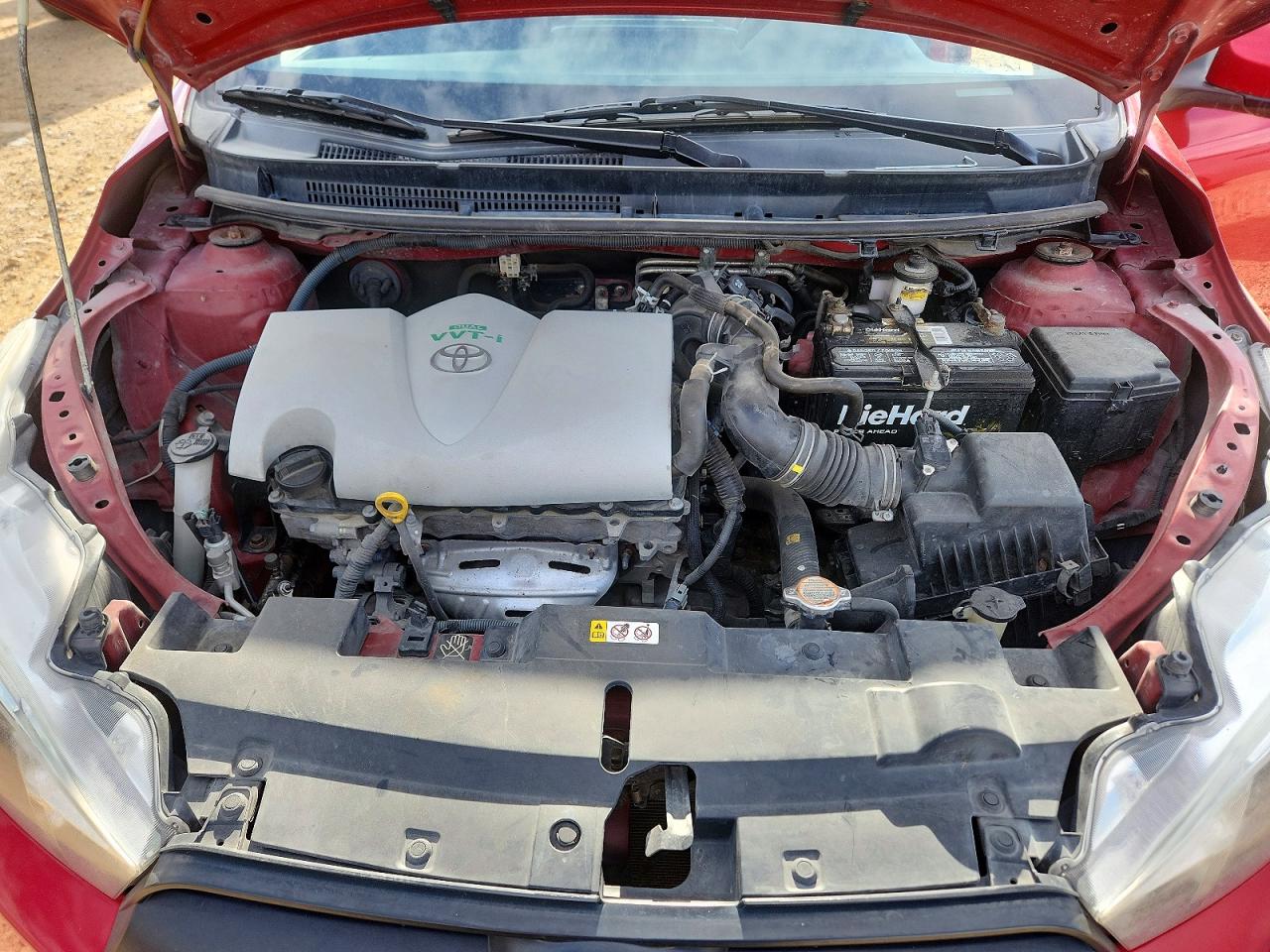 2017 TOYOTA YARIS photo 31