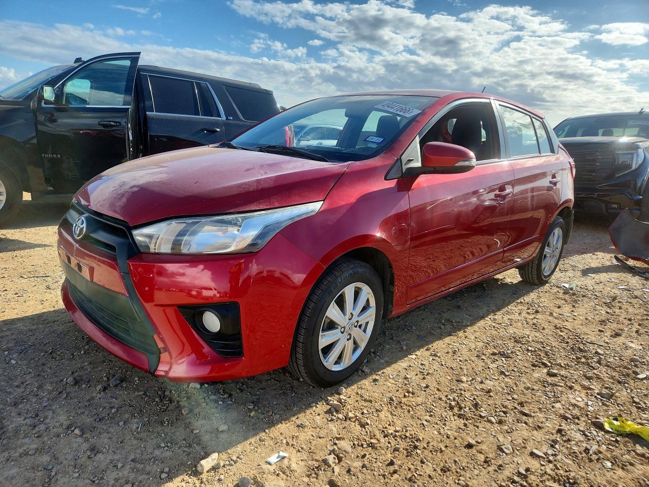 2017 TOYOTA YARIS