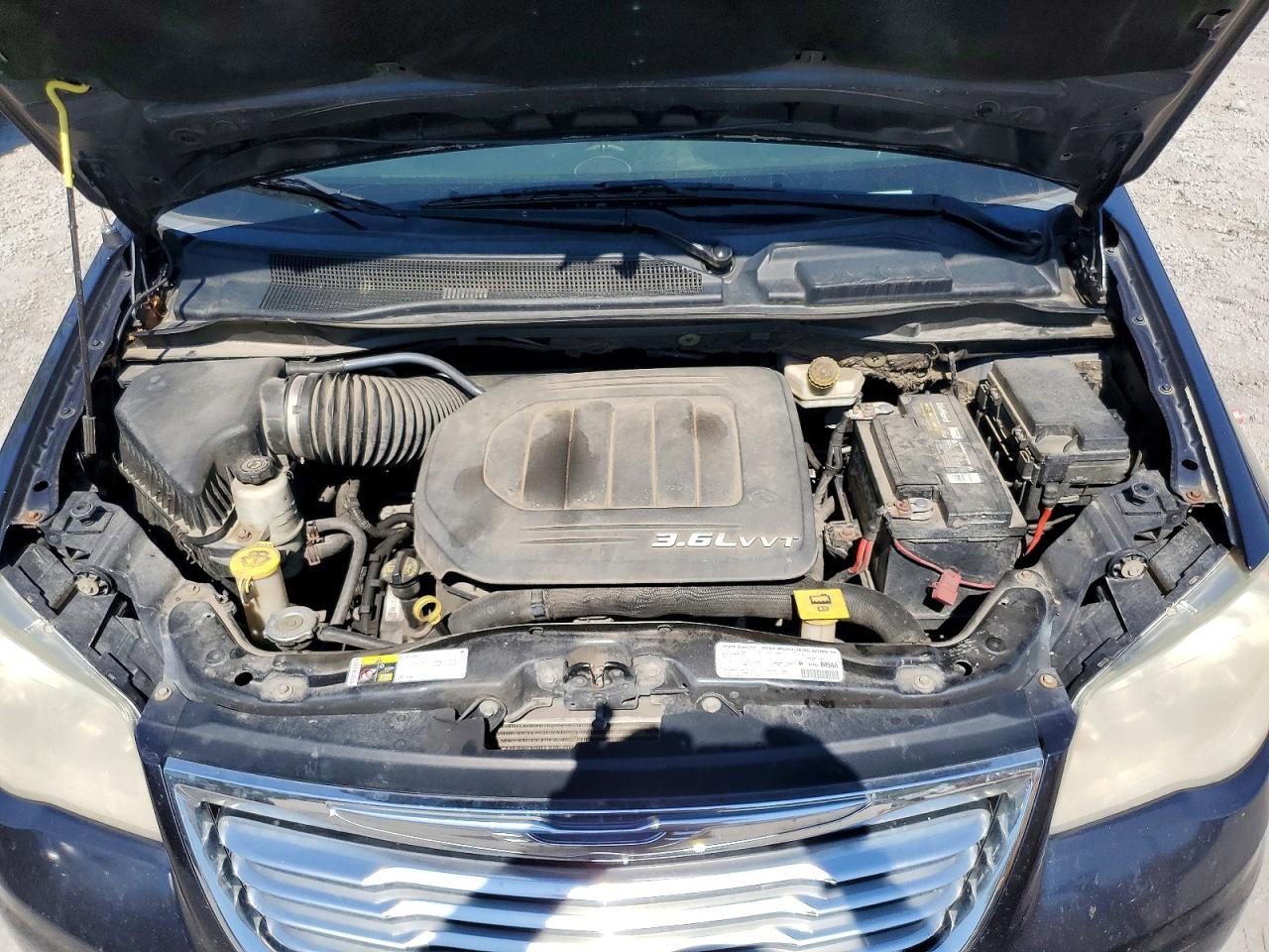 2013 CHRYSLER TOWN & COUNTRY TOURING photo 34