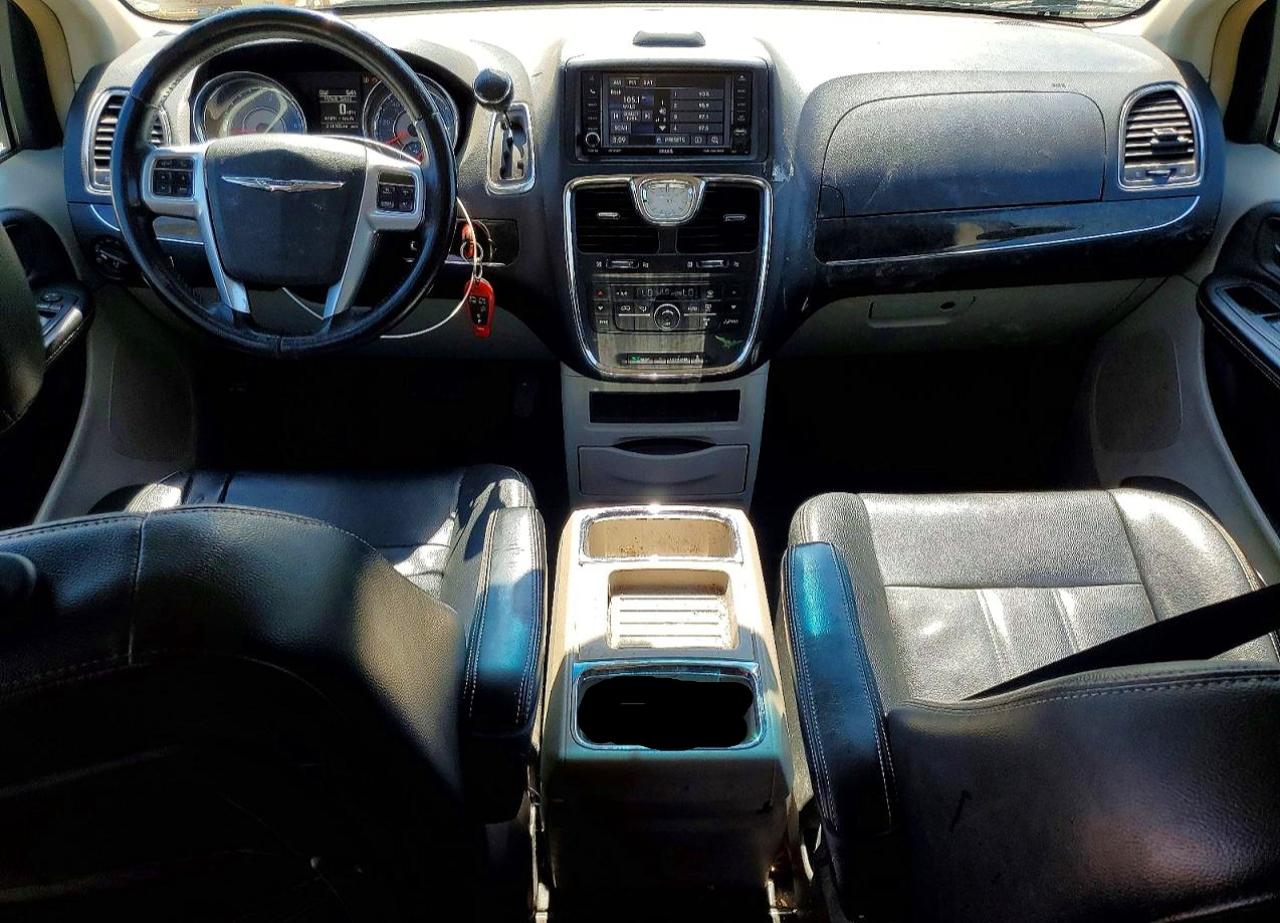 2013 CHRYSLER TOWN & COUNTRY TOURING photo 22