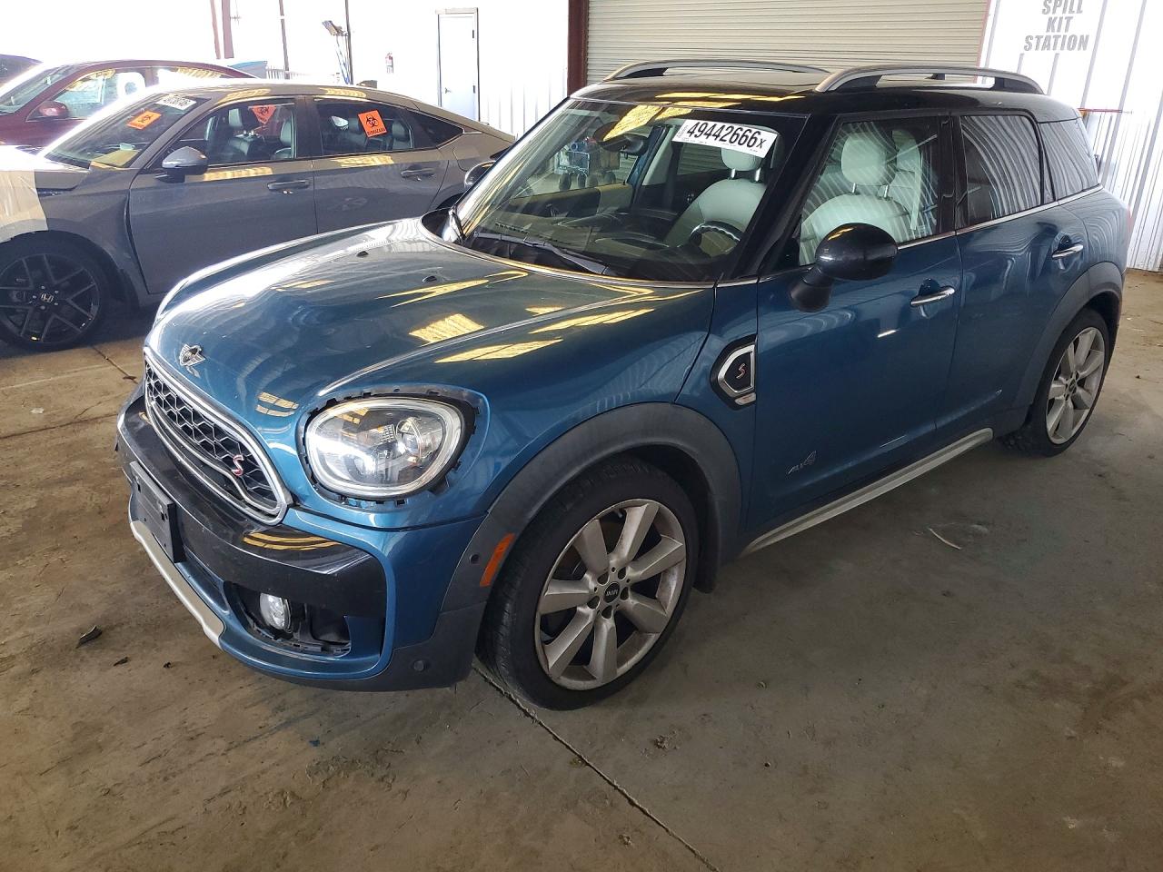 2017 MINI COOPER