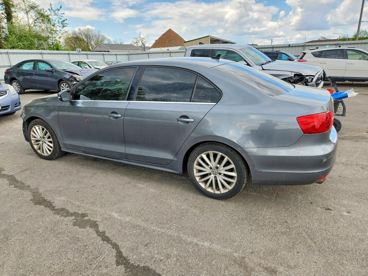 2013 VOLKSWAGEN JETTA SEL photo 4