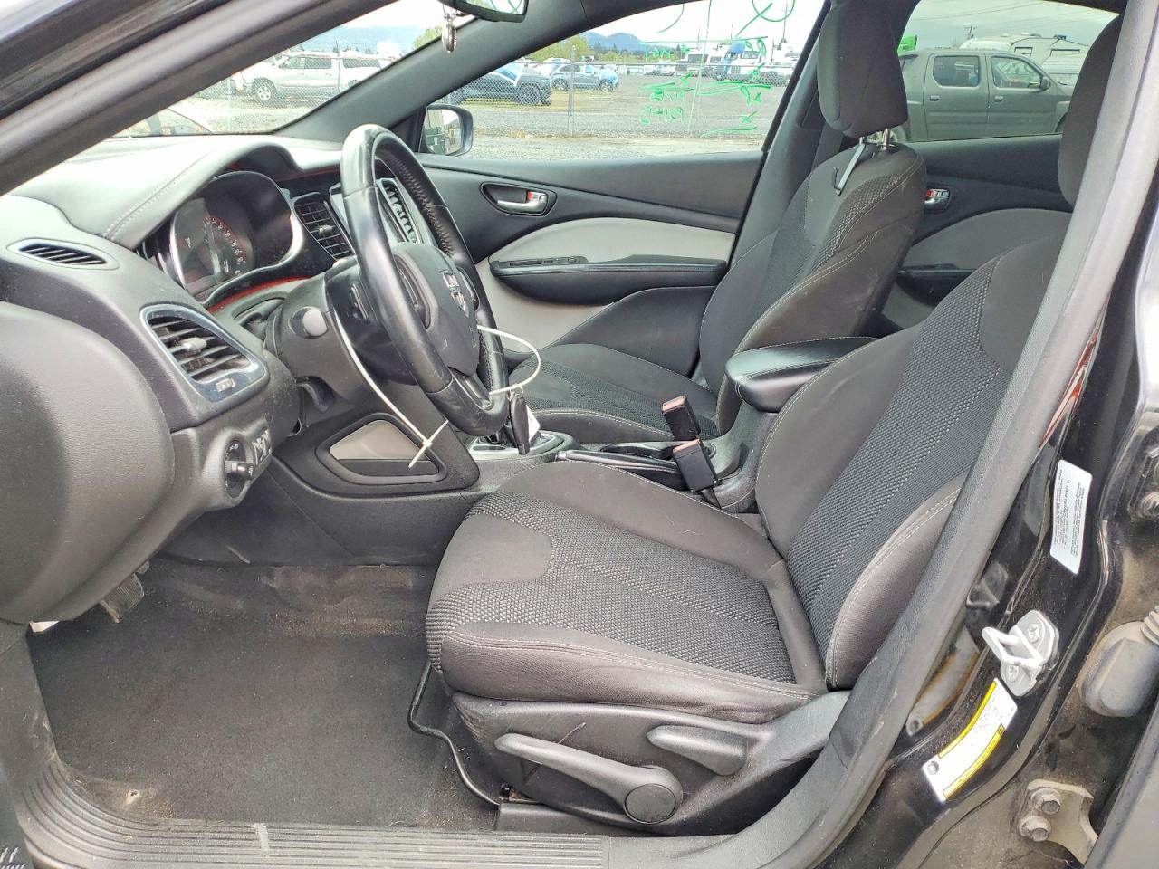 2015 DODGE DART SXT photo 13