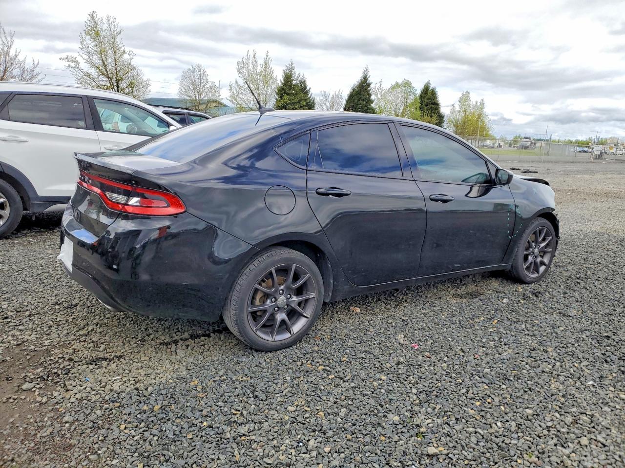 2015 DODGE DART SXT photo 5